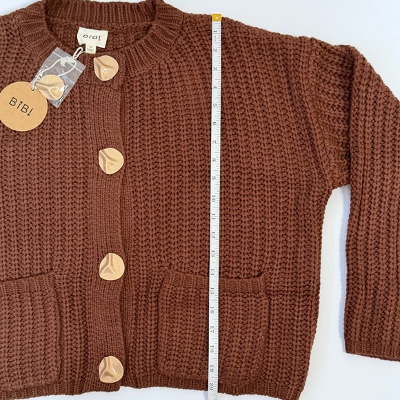 Cozy Chunky Knit Brown Cardigan – Fall Layering | BiBi | Medium - Picture 7 of 9